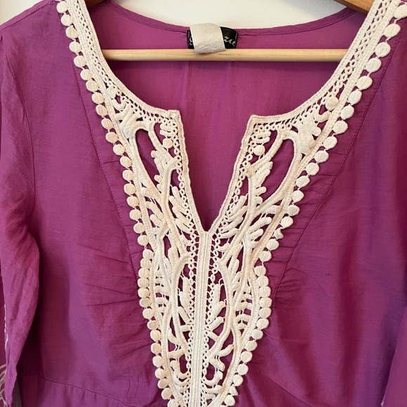 Bellaza Tunic Hand embroidered - Medium PTP 20 inch - Picture 11 of 14